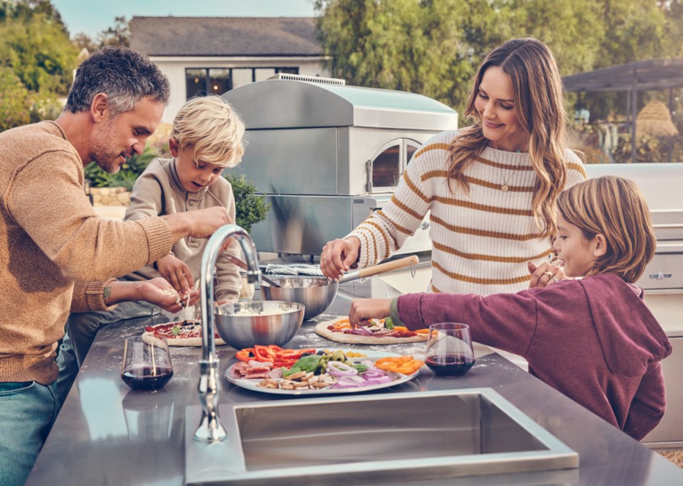 Outdoor Sinks